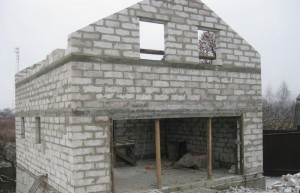 Гараж из газобетона